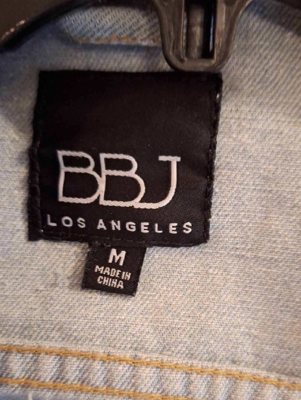 Light Blue Distressed Cropped Denim Jacket with Studded Cuffs. NWT Size Medium - Picture 15 of 16